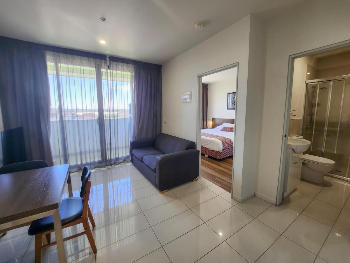 Exodus Dandenong Apartment Hotel Luaran gambar